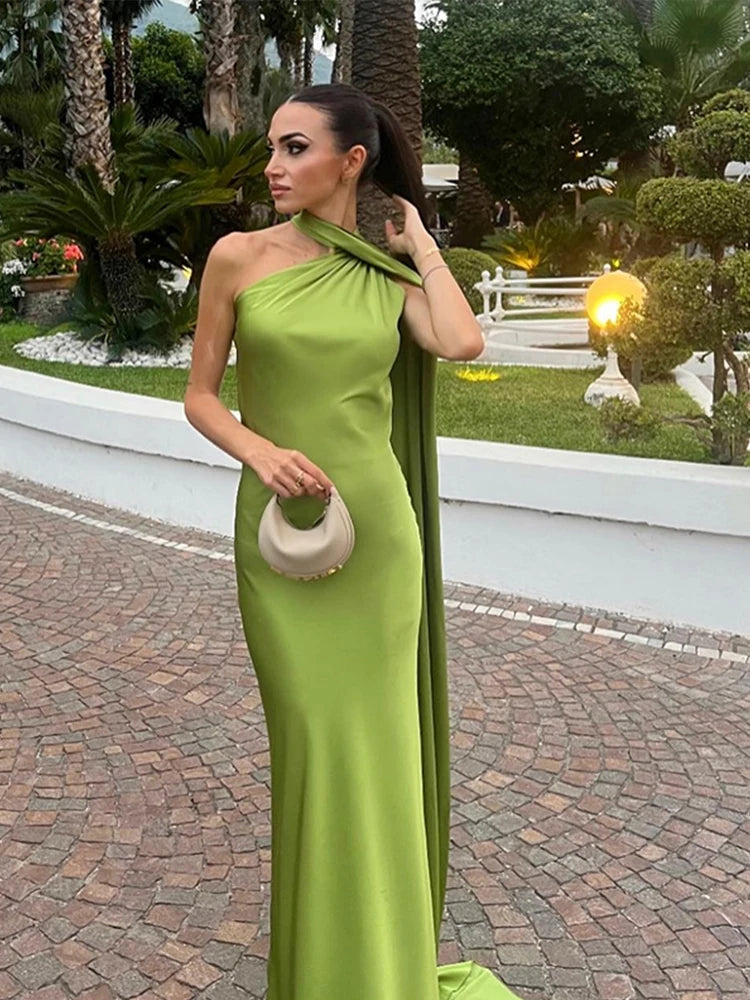 Elegant green maxi dress with solid ribbon neck tie