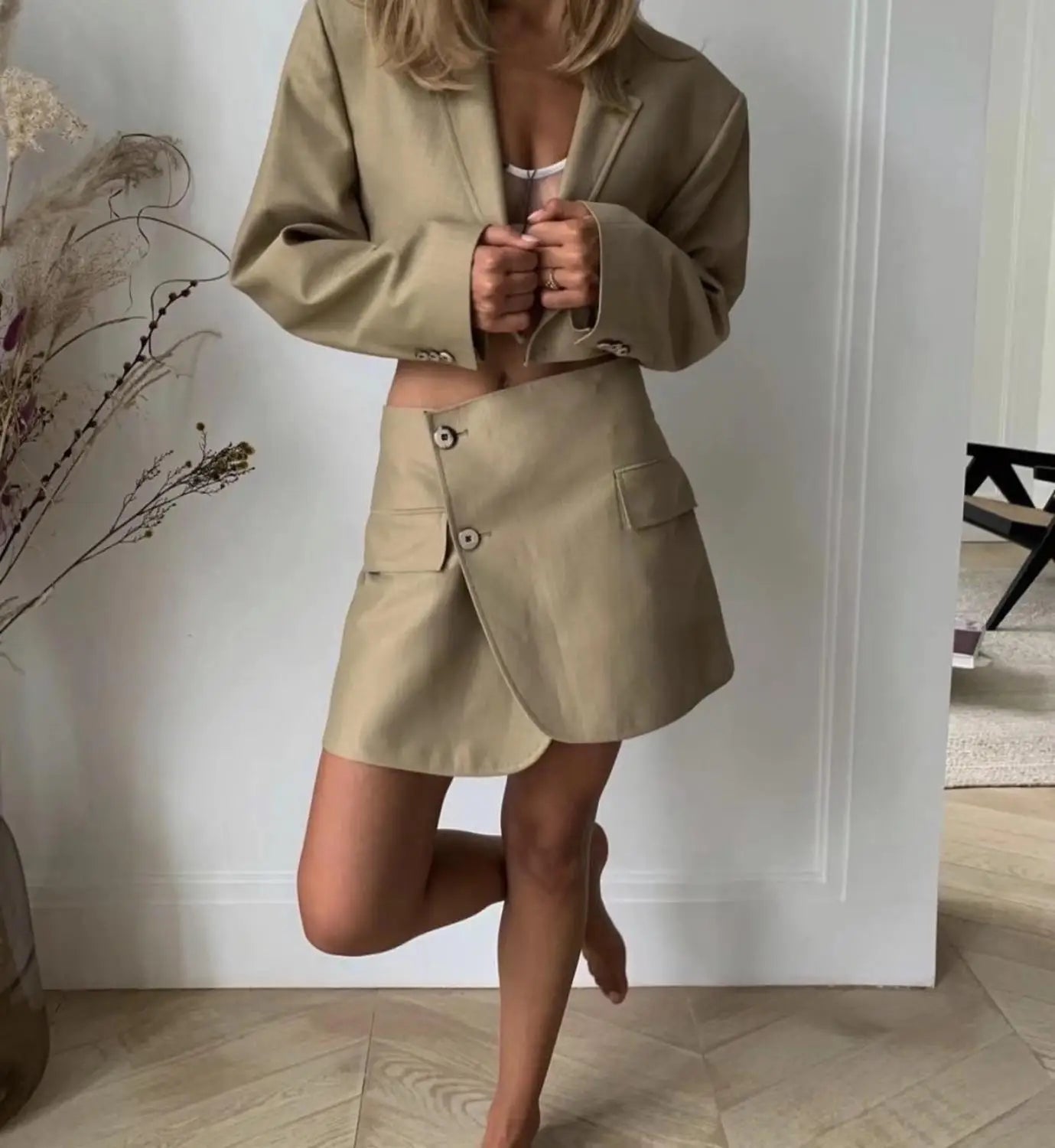 One Button Cropped Blazer & High-Waisted Mini Skirt Set LAPANIA