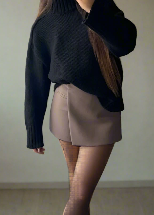 Split Mini Shorts Skirt with Front Pockets LAPANIA