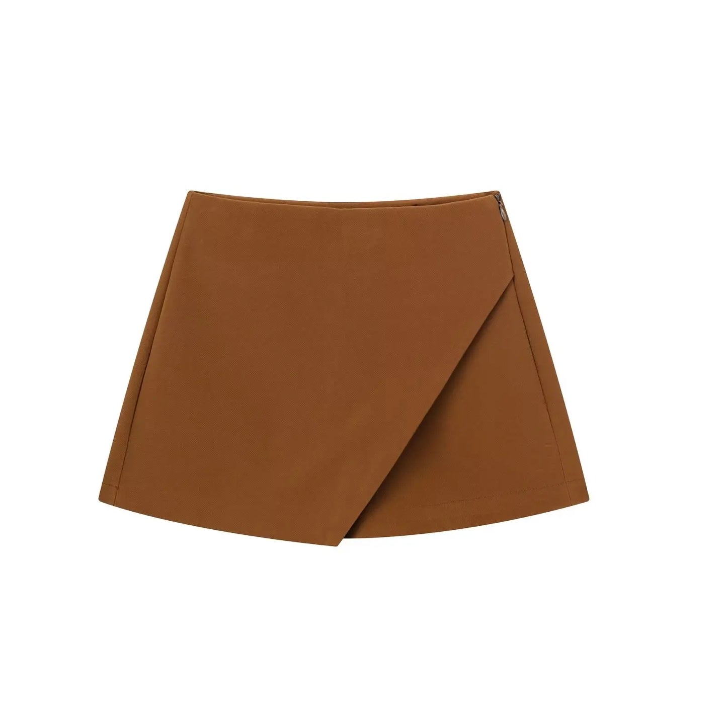 Brown asymmetrical high-waist skort with back pockets, a classic piece for chic ensembles