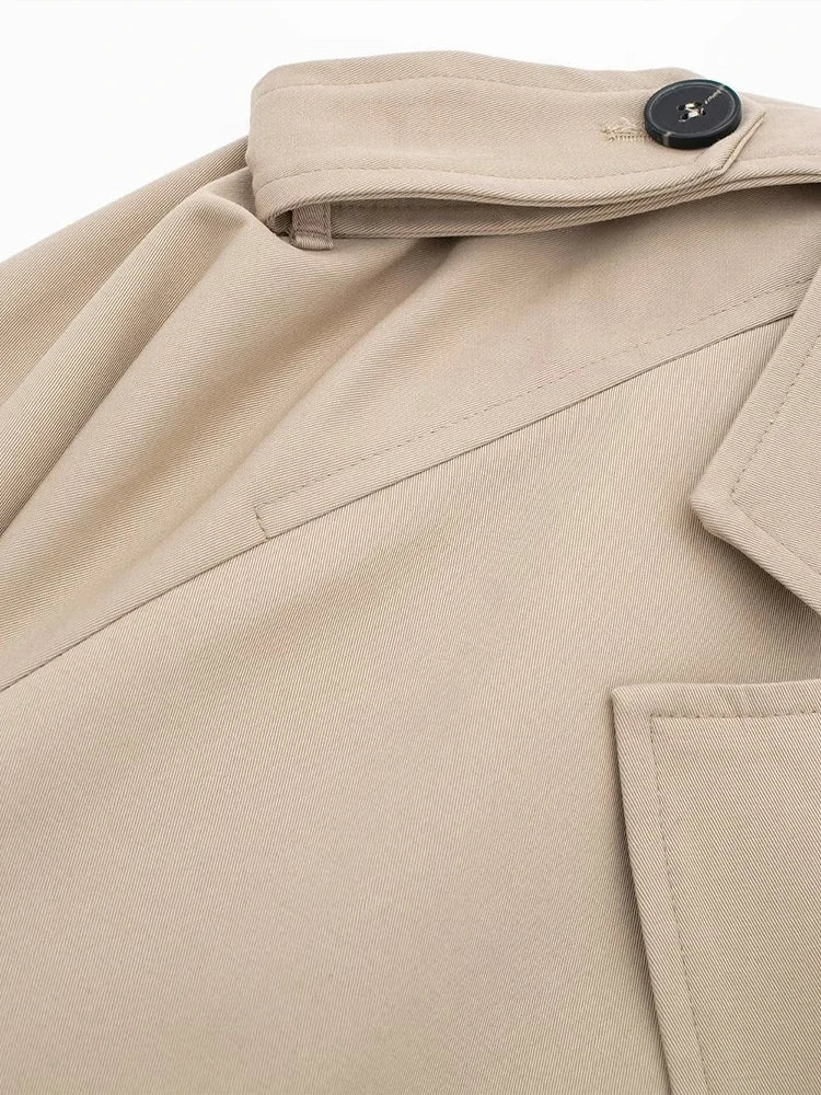 Luxury khaki cropped trench jacket, combining elegance and versatility