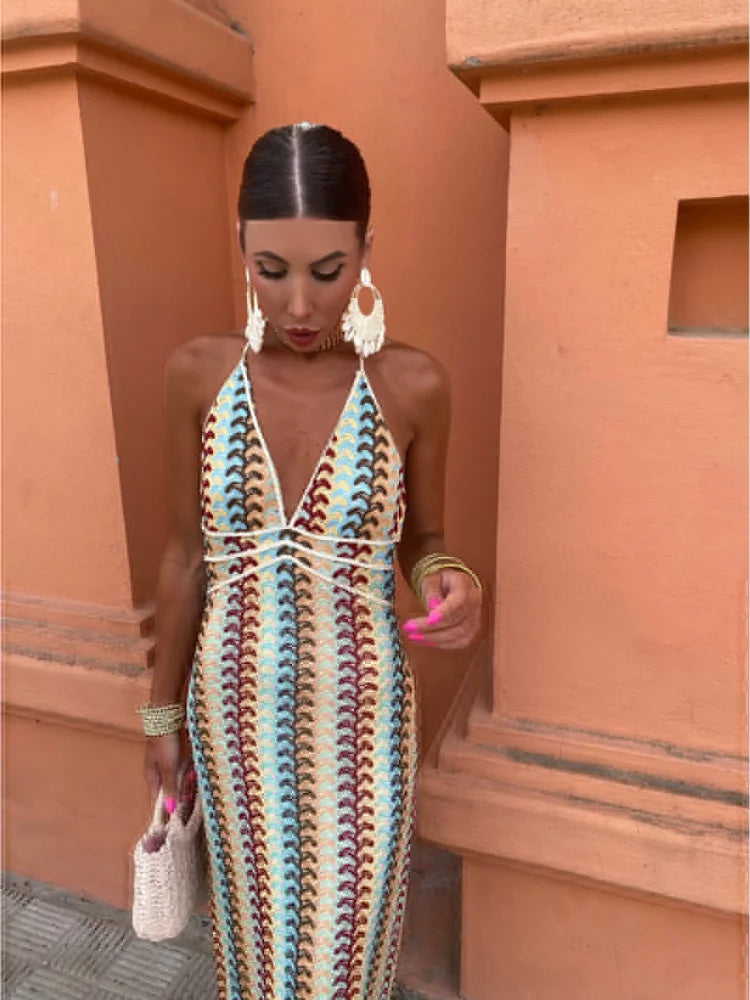 Classic deep V-neck dress, the epitome of refined summer elegance