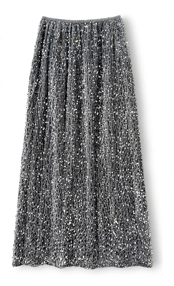 A sophisticated silver skirt with glittering sequins, ideal for festive celebrations and parties.